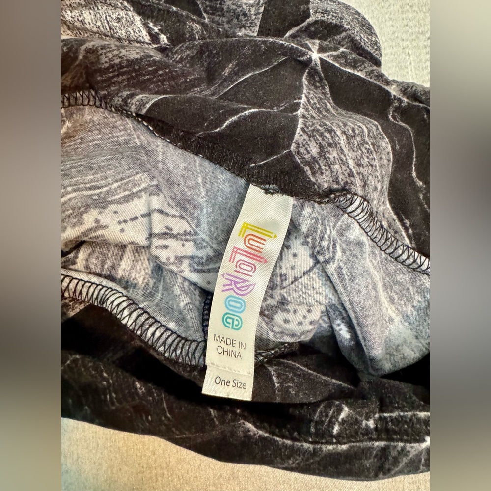 Lularoe leggings - Picture 4 of 4